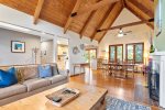 Stunning vaulted ceilings in the open concept living and dining room 